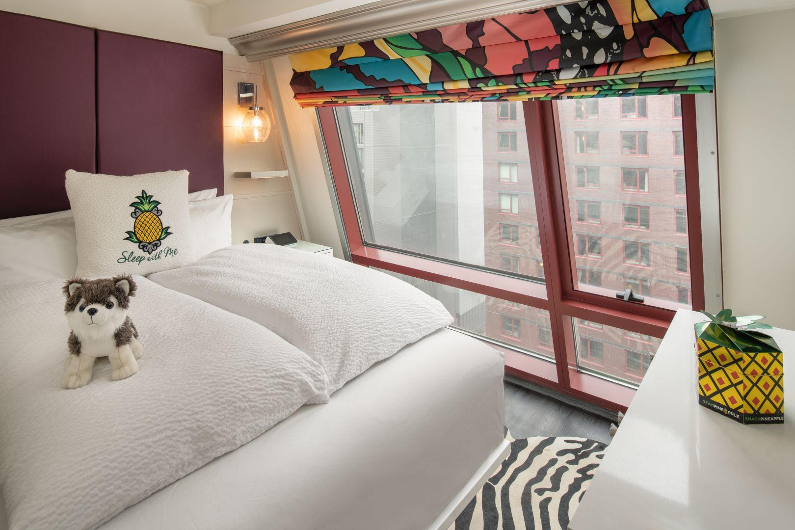 Staypineapple, An Artful Hotel, Midtown Нью-Йорк Экстерьер фото
